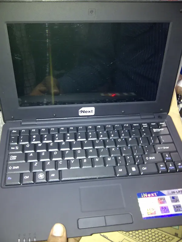 i next mini laptop 10.2'